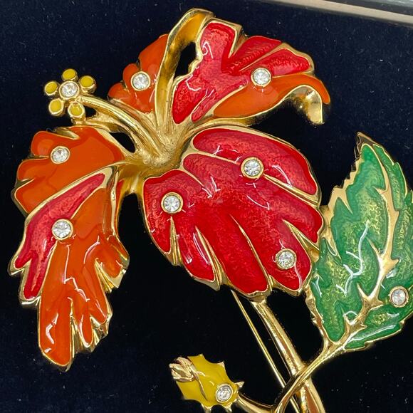 Vtg. 1994 Avon Hibiscus Enameled Brooch Jose Maria Barrera, Rhinestones, Signed - Picture 1 of 7